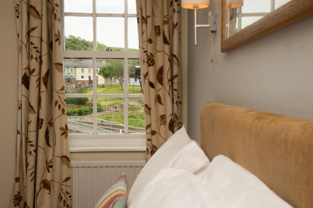 Monachty Hotel Aberaeron Esterno foto